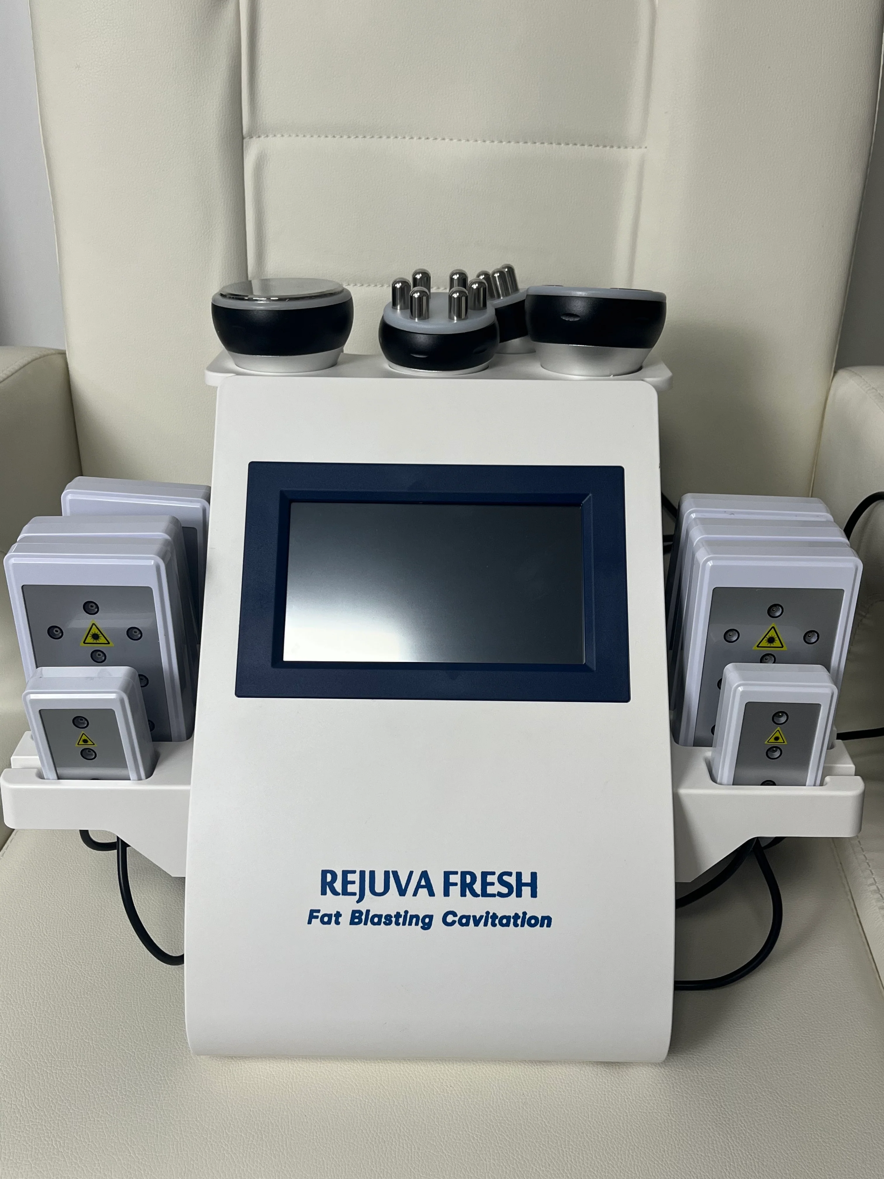 Adonis™ 30K Fat Blasting Cavitation Machine 6 in 1 - Image 7